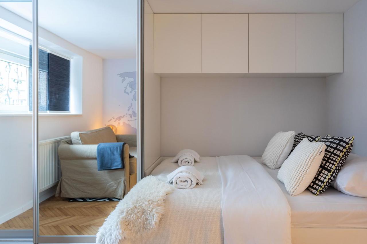 Апартаменты Modern Studio Near British Square Загреб Экстерьер фото